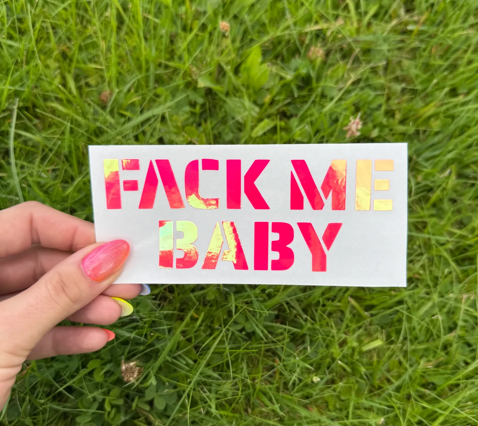 Naklejka holograficzna różowa neonowa FACK ME BABY